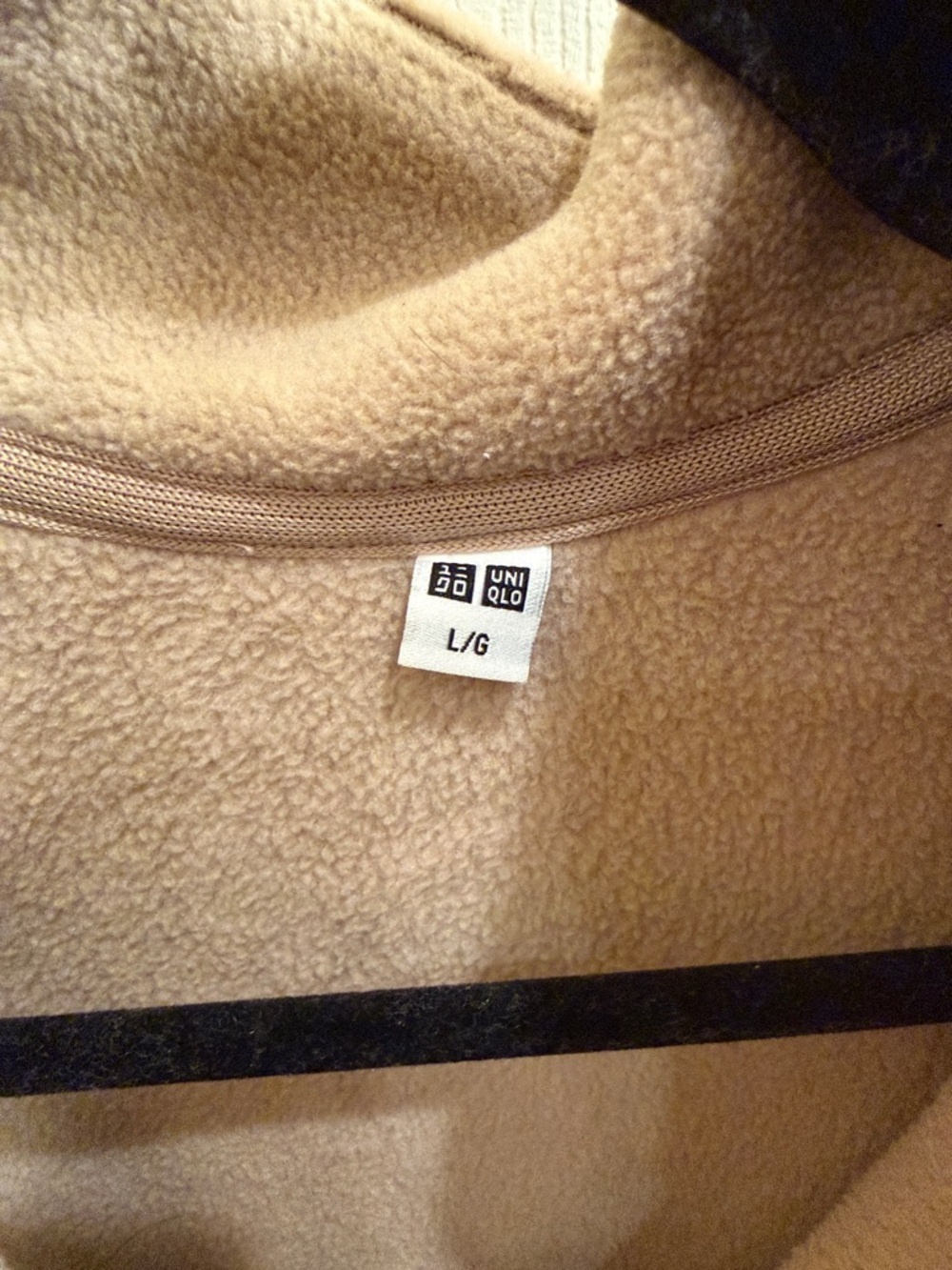 Uniqlo Beige Fleece Jacket - Picture 3 of 4